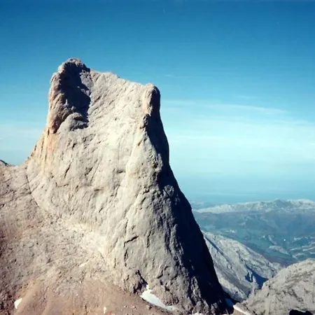 Aire De Montana - Estupendas Vistas A Picos * Baro (Cantabria)
