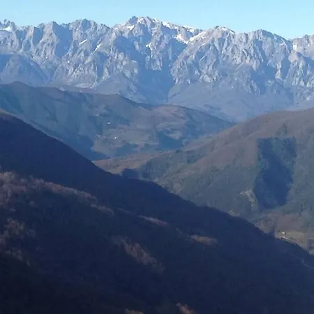 Aire De Montana - Estupendas Vistas A Picos * Baro (Cantabria)
