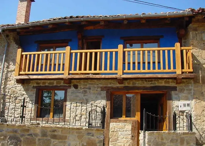 Aire De Montana - Estupendas Vistas A Picos * Baro (Cantabria)